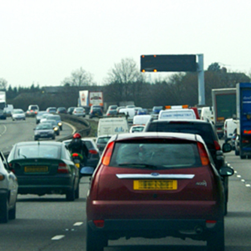 Weer meer vervuilende auto's op de weg