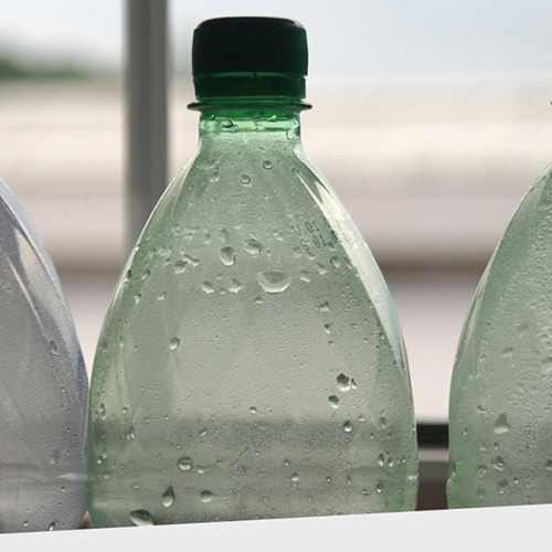 Plastic inzamelen voor recycling werkt niet