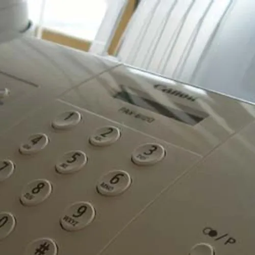 Ziekenhuizen verspillen miljoenen aan faxen