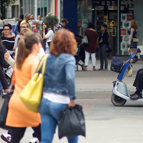 Nederlanders geven relatie met overheid een 6