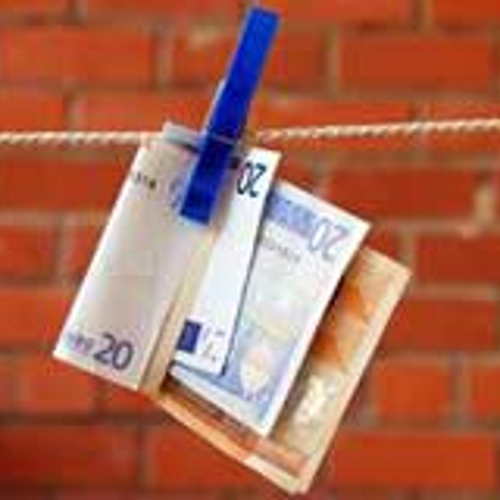 Beleggingsadviseur Schaaij 3 jaar geschorst