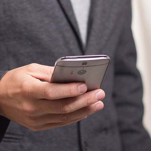 Kapotte mobieltjes: Genoeg goud voor 15.000 trouwringen