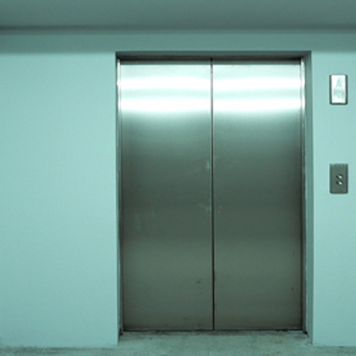 Liftinstituut waarschuwt hondenbezitters