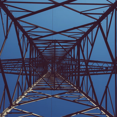 Ik wacht al een halfjaar op stroomaansluiting bij Enexis en ga volgende week verhuizen. Dit kan toch niet?