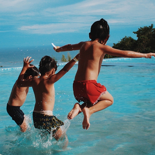 Afbeelding van Reddingsbrigade waarschuwt: 'Zwemvaardigheid kinderen afgenomen'