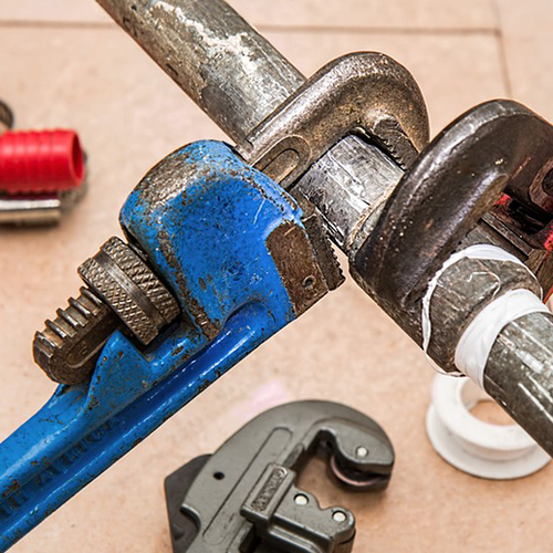 Torenhoge rekening loodgieter. Kan ik mijn geld nog terugkrijgen?