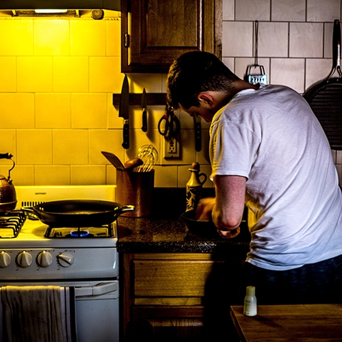 Bakken en braden van eten zorgt voor fijnstofpiek in 1 op 7 huizen
