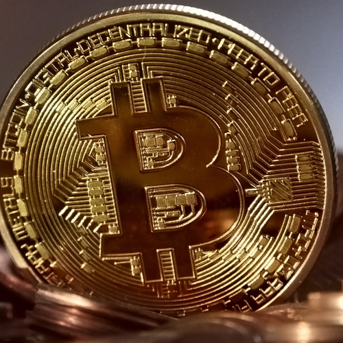 'Zo snel mogelijk verbod op bitcoin,' maant CPB-directeur