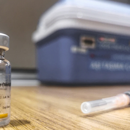 Lareb ontvangt vijftien meldingen van overlijden na vaccinatie
