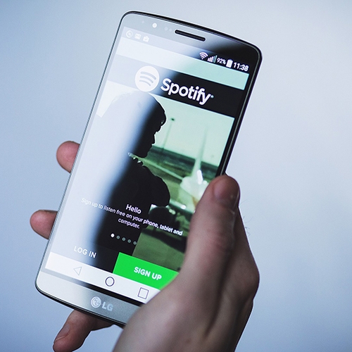 Aantal abonnees van Spotify loopt weer op