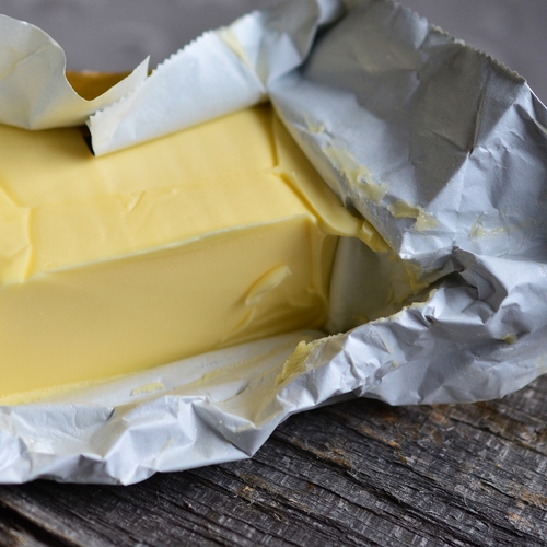 Afbeelding van Boter, kaas, eieren en sauzen: in of buiten de koelkast bewaren?