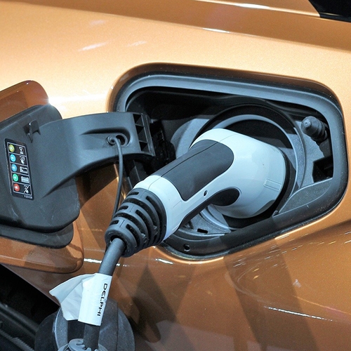 Populariteit van elektrische auto stagneert bij consumenten