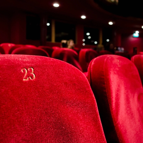 Proef met meer mensen in bioscopen, theaters en stadions