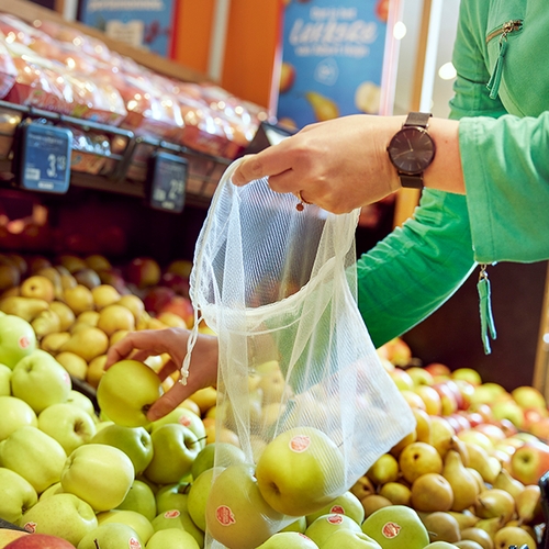 Albert Heijn stopt met plastic zakjes op groente -en fruitafdeling