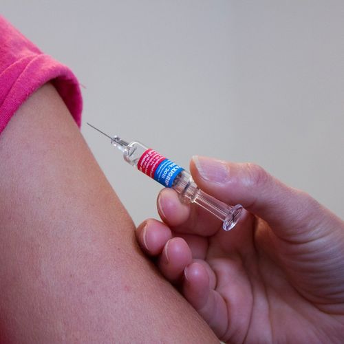 Afbeelding van EU wil eerder griepvaccinaties wegens mogelijke tweede coronagolf